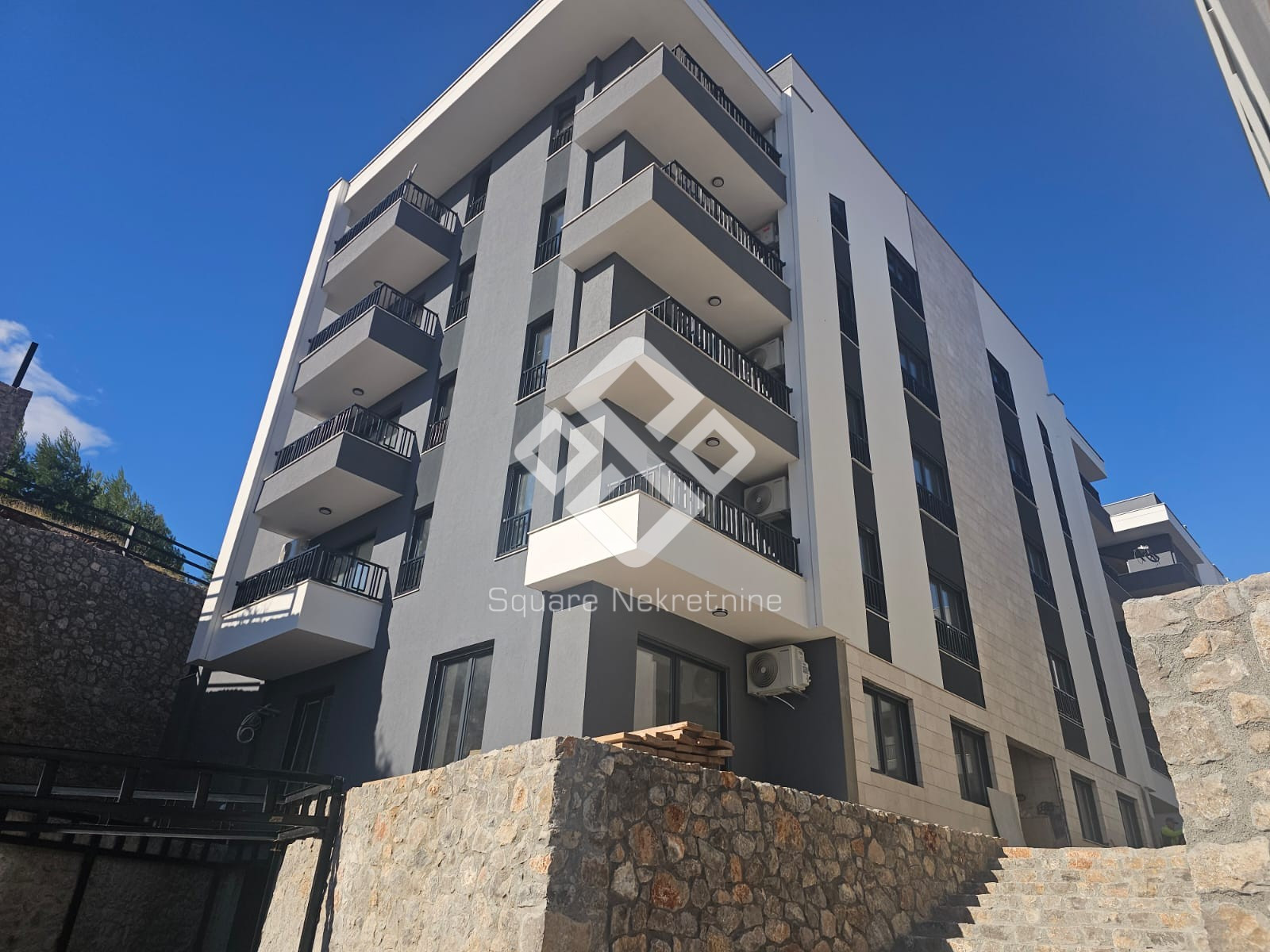 Dvosoban stan 52m2, nov i neuseljavan, Gorica