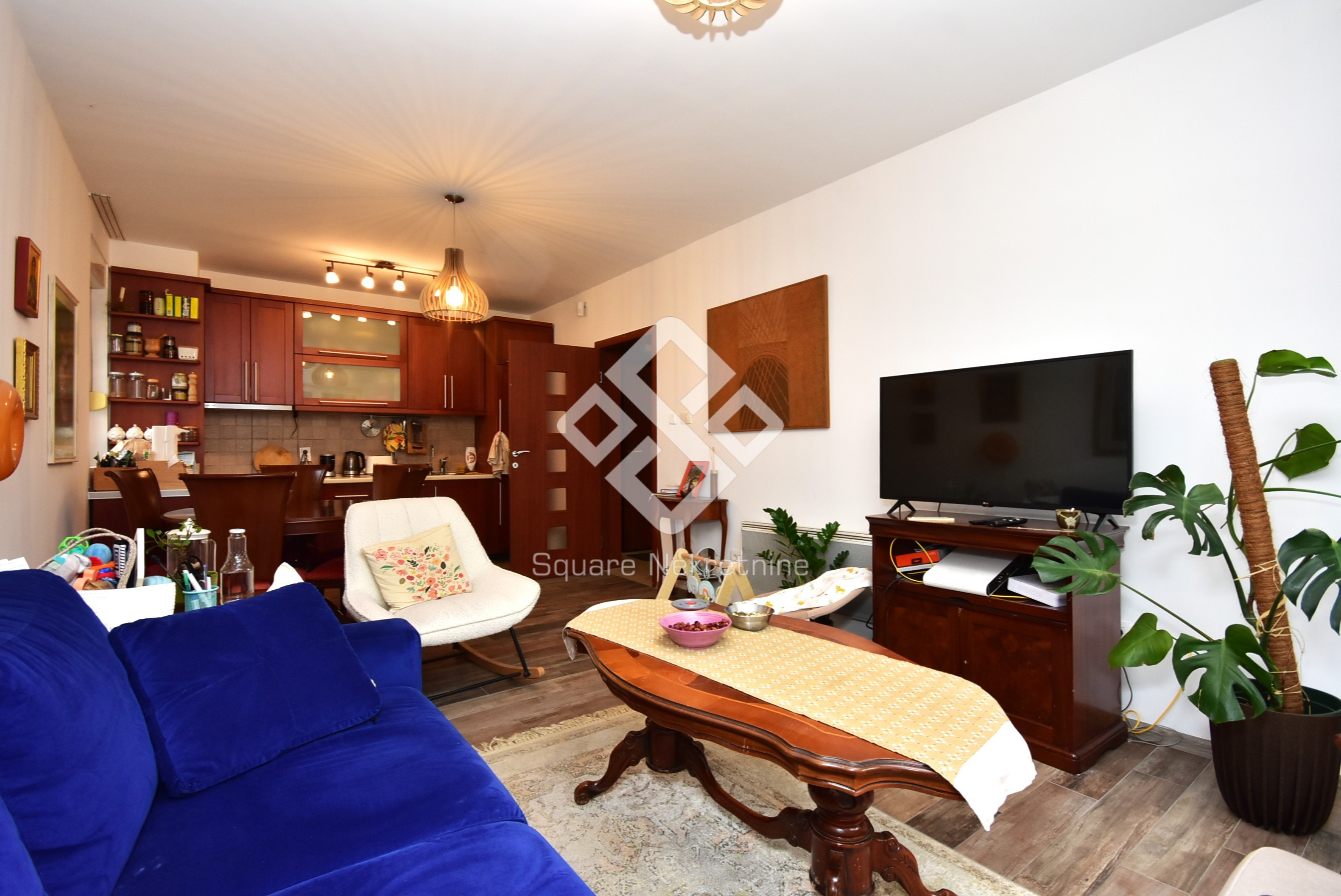 Dvosoban stan 65m2, sa elementima+basta, Vezirov Most