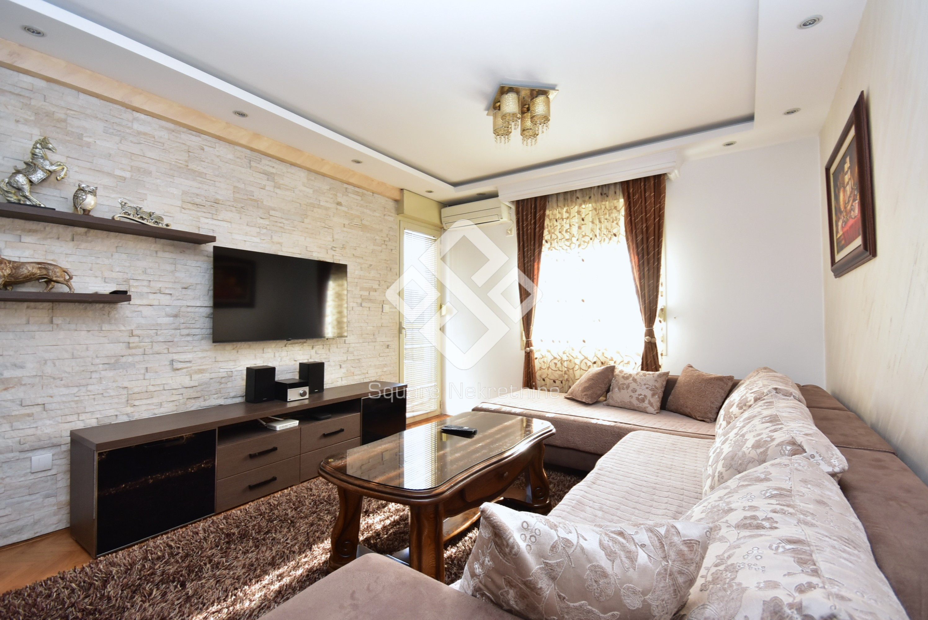 Dvosoban stan 75m2, namjesten, Ljubovic