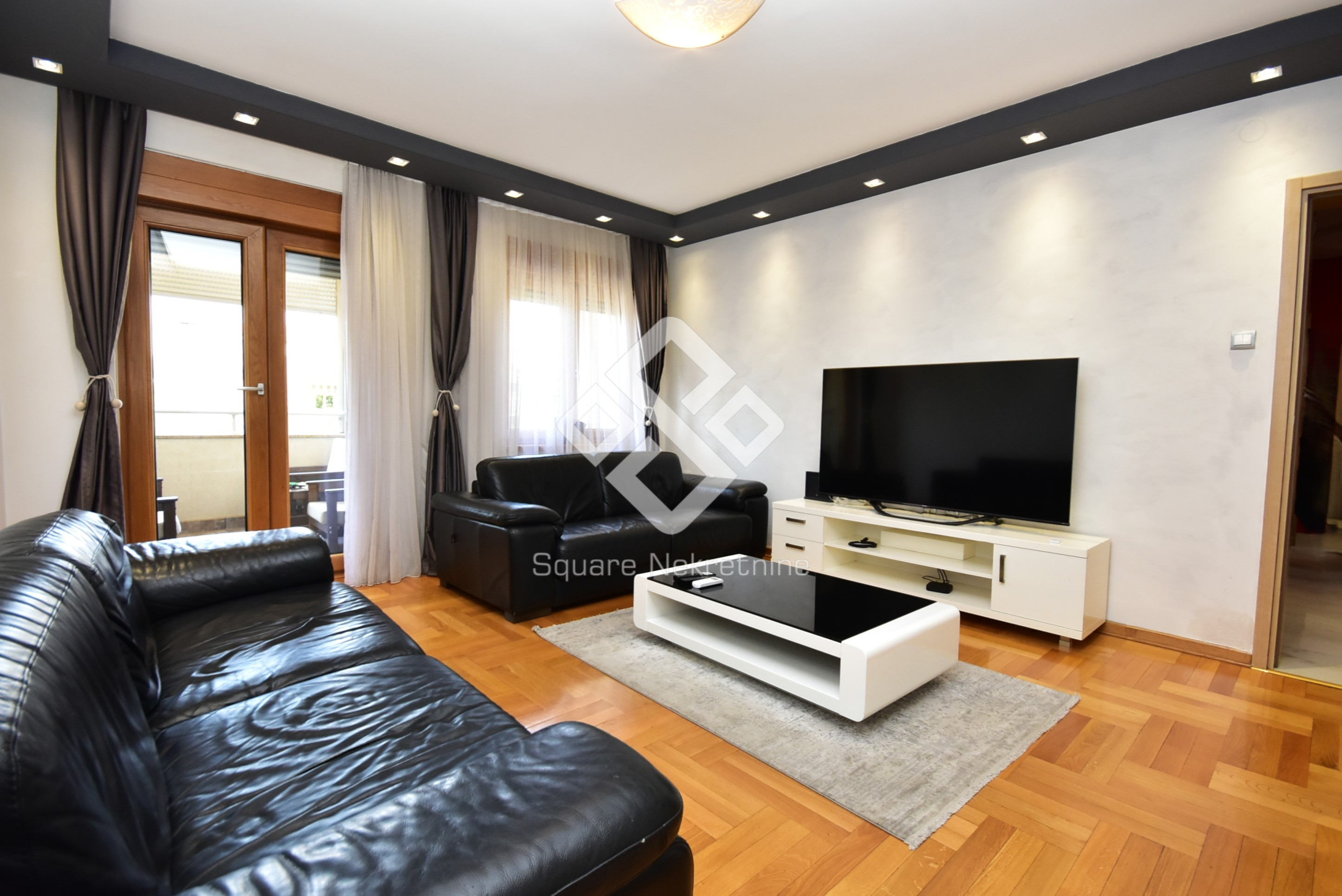 Dvosoban stan 80m2, namjesten+garaza, Maxim, Preko Morace