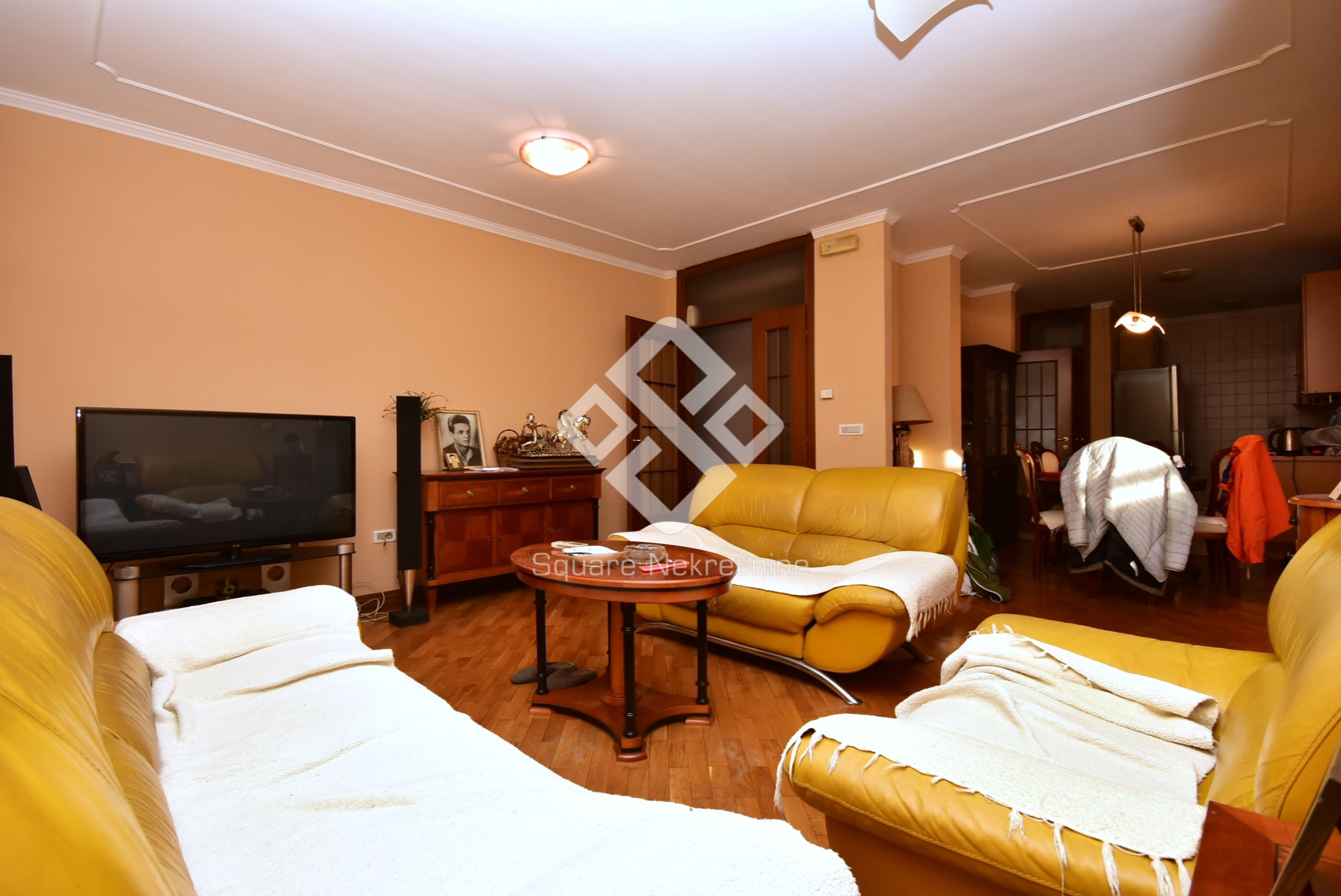 Dvosoban stan 96m2, namjesten, Stari Aerodrom