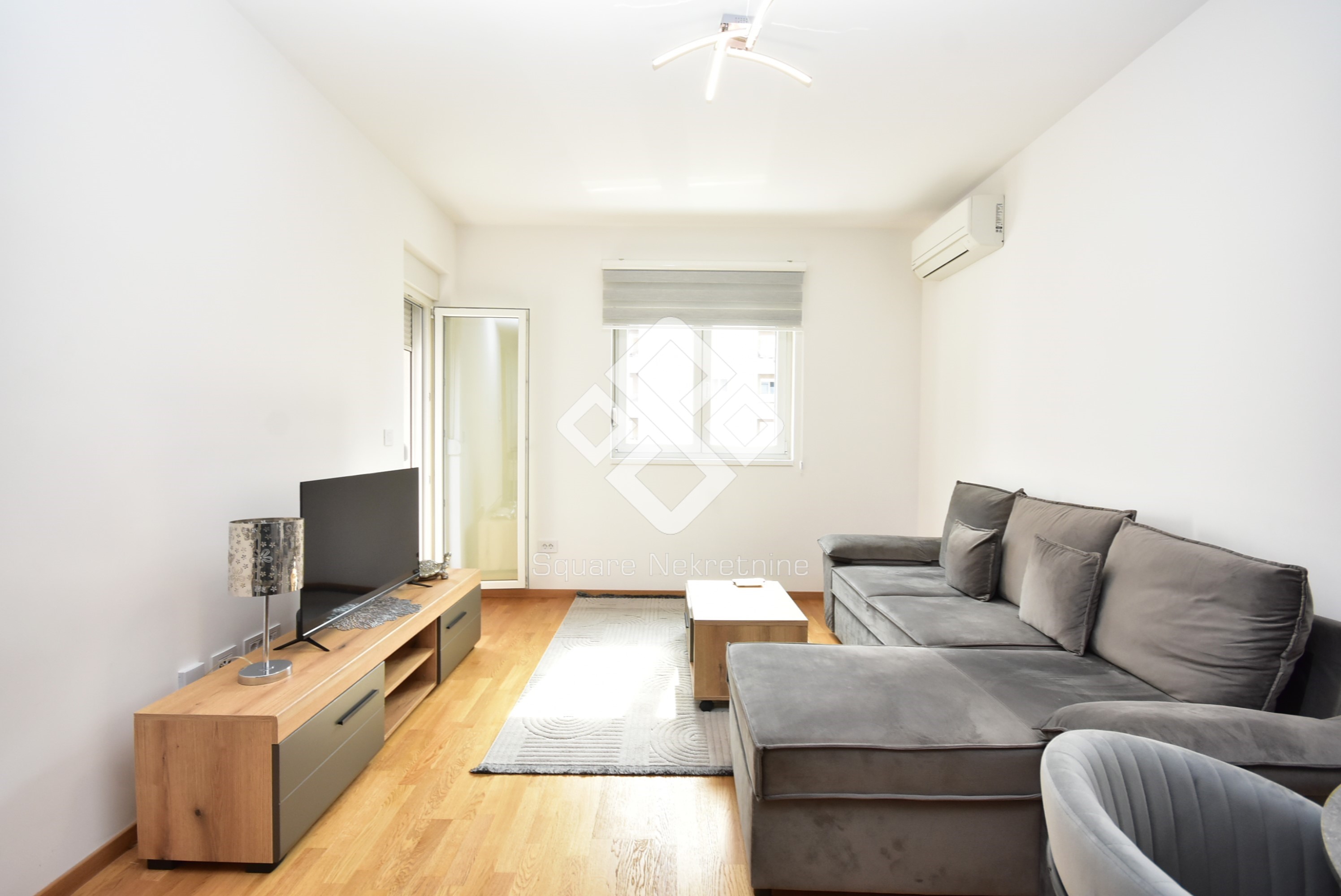 Jednosoban stan 46m2, namjesten+garaza, Stari Aerodrom