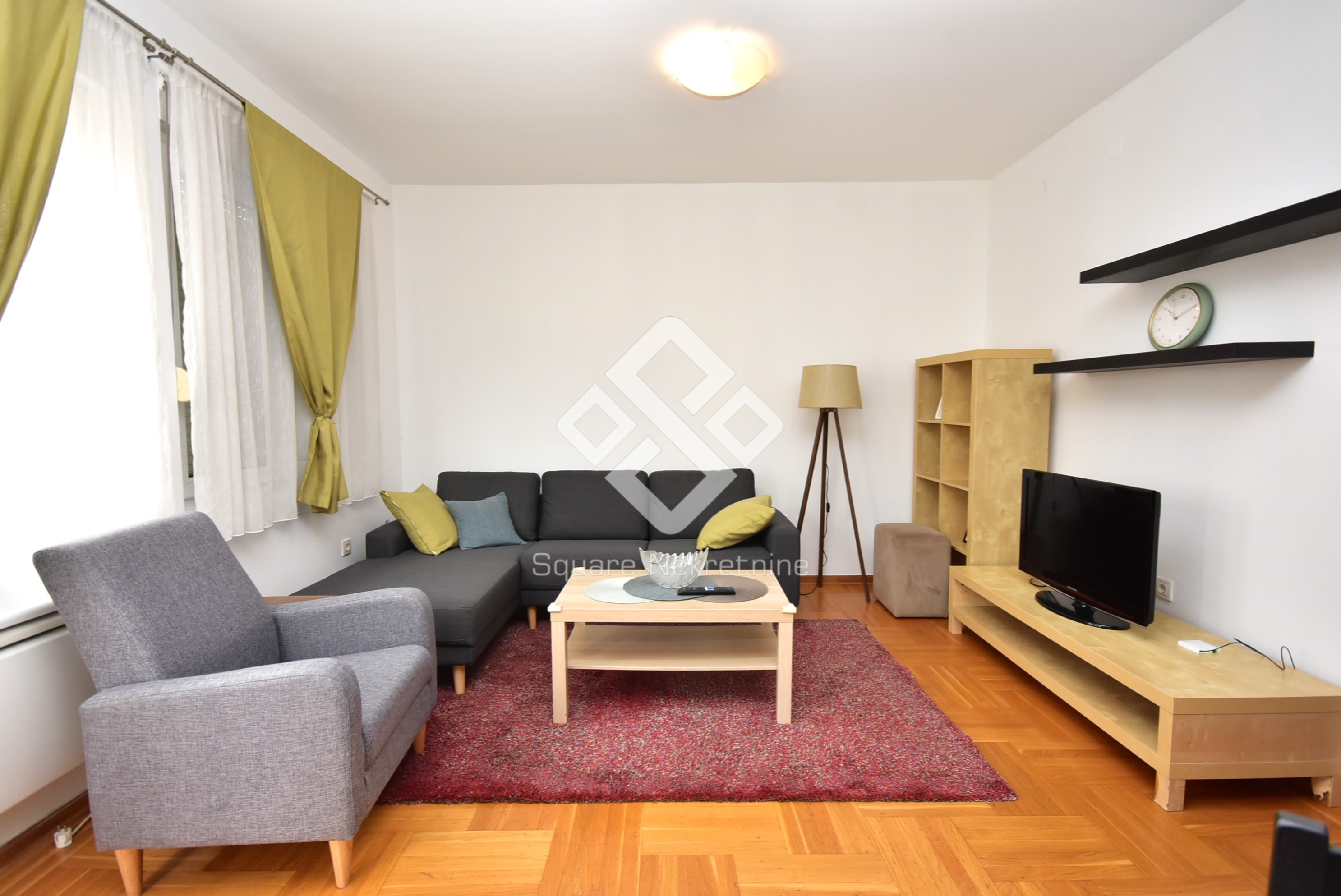 Jednosoban stan 45m2, namjesten+parking, Nova Dalmatinska