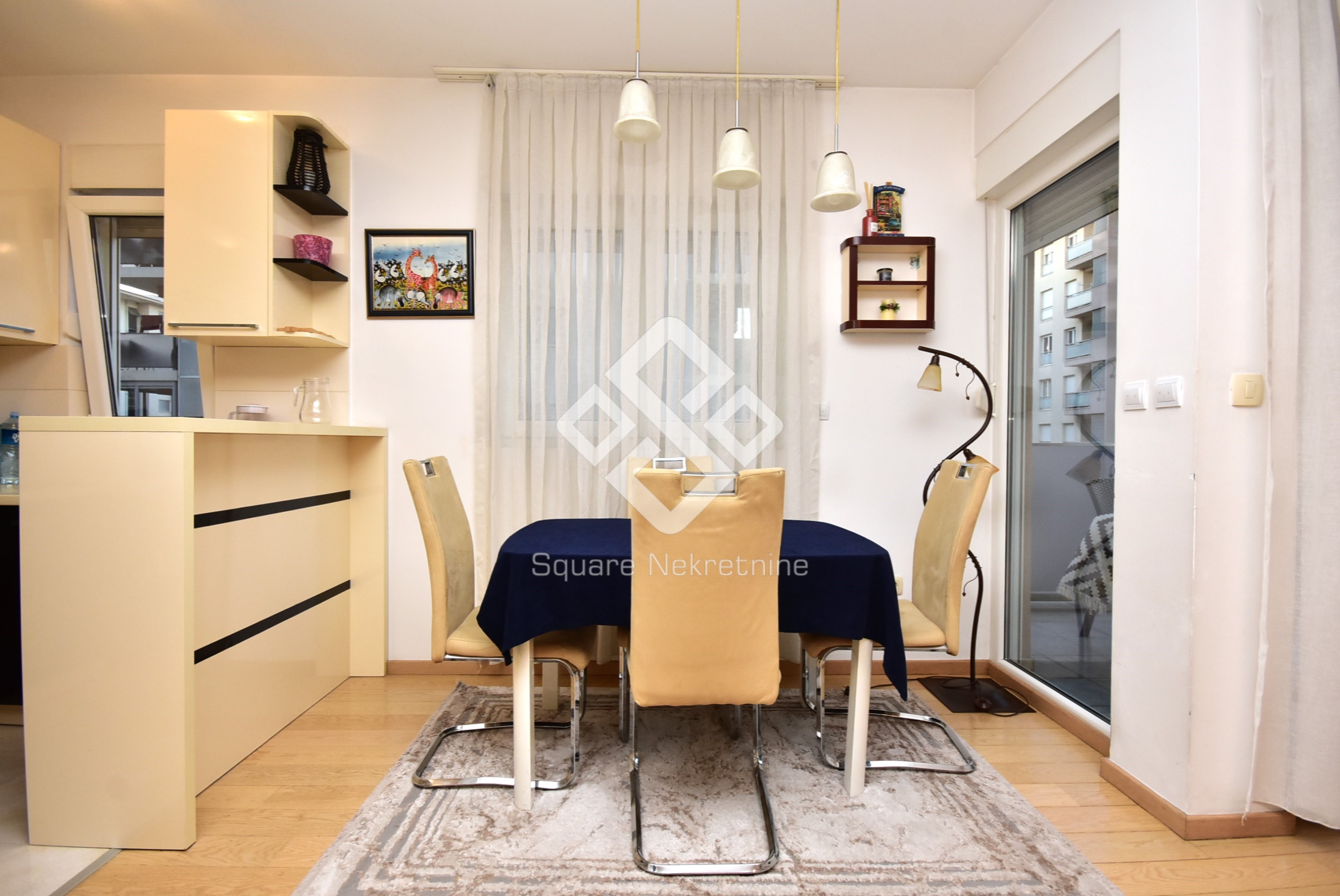 Dvosoban stan 70m2, namjesten, City Kvart