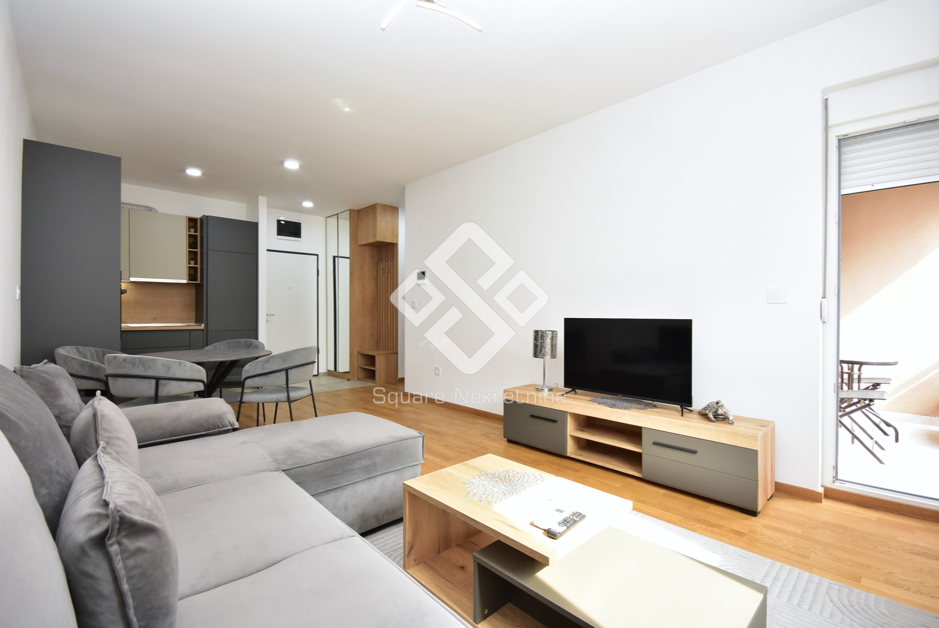 Jednosoban stan 46m2, namjesten+garaza, Stari Aerodrom