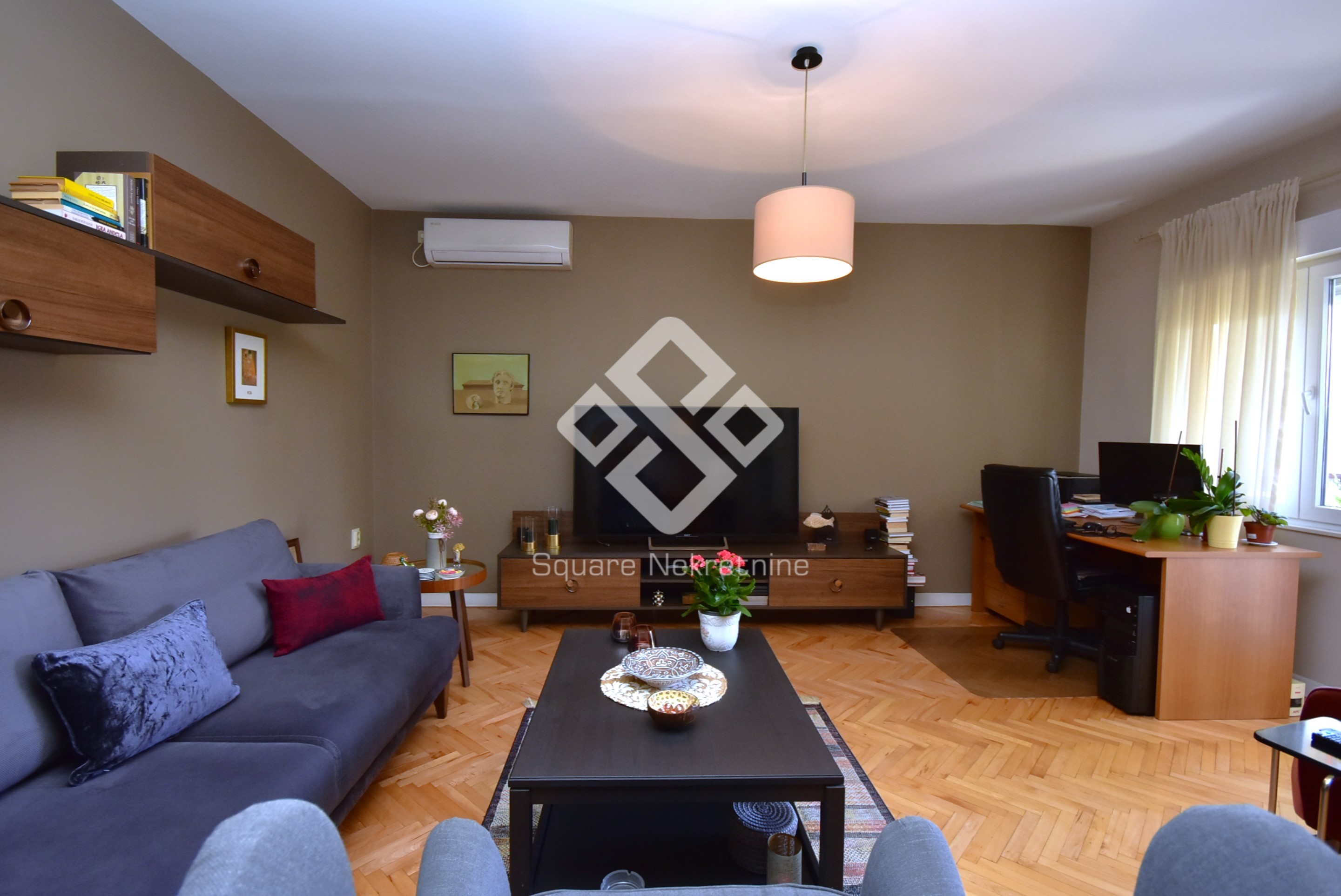 Jednosoban stan 67m2, renoviran i polunamjesten, Blok 6