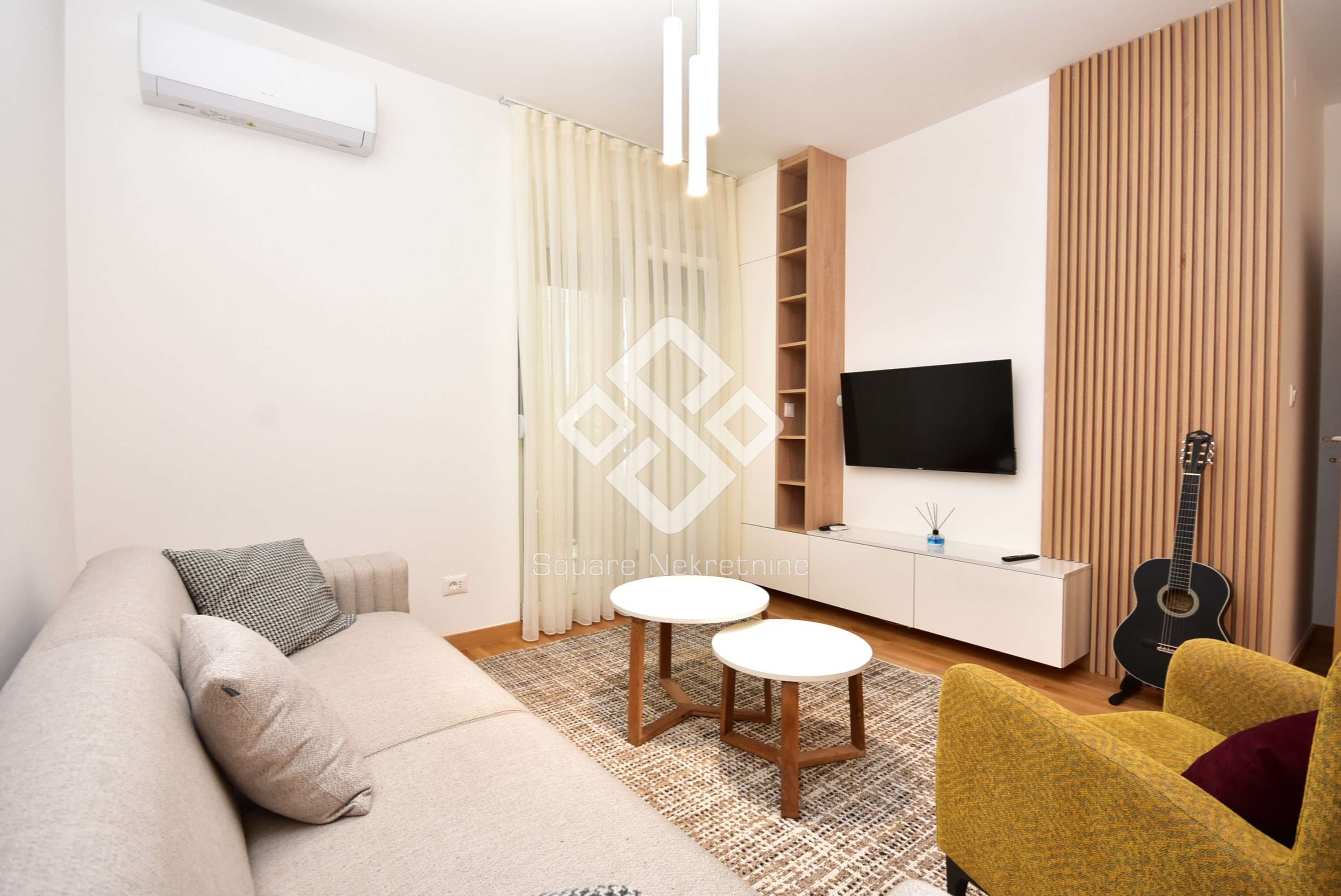 Dvosoban stan 65m2, namjesten+parking, Zabjelo