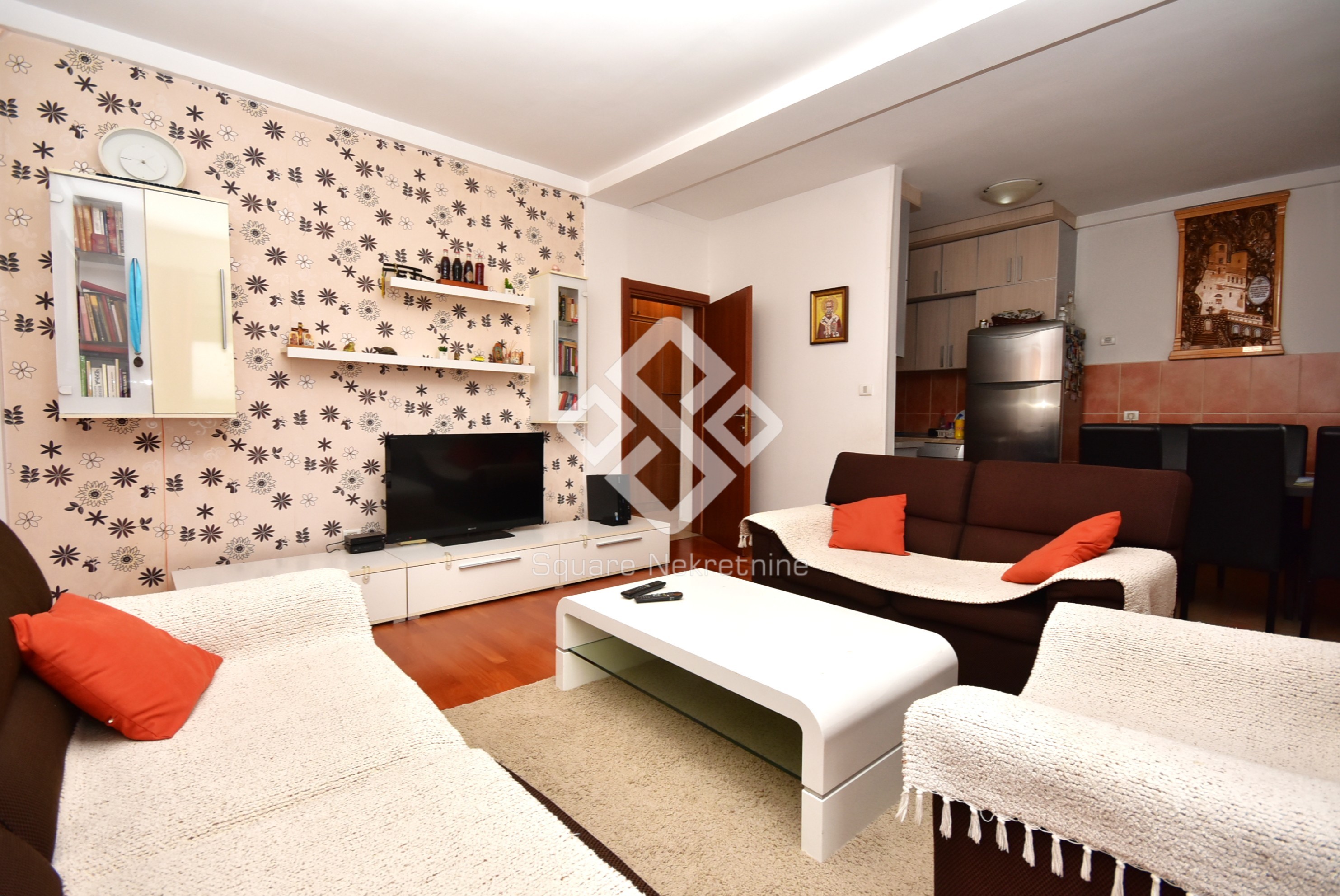 Dvosoban stan 65m2, namjesten, Stari Aerodrom