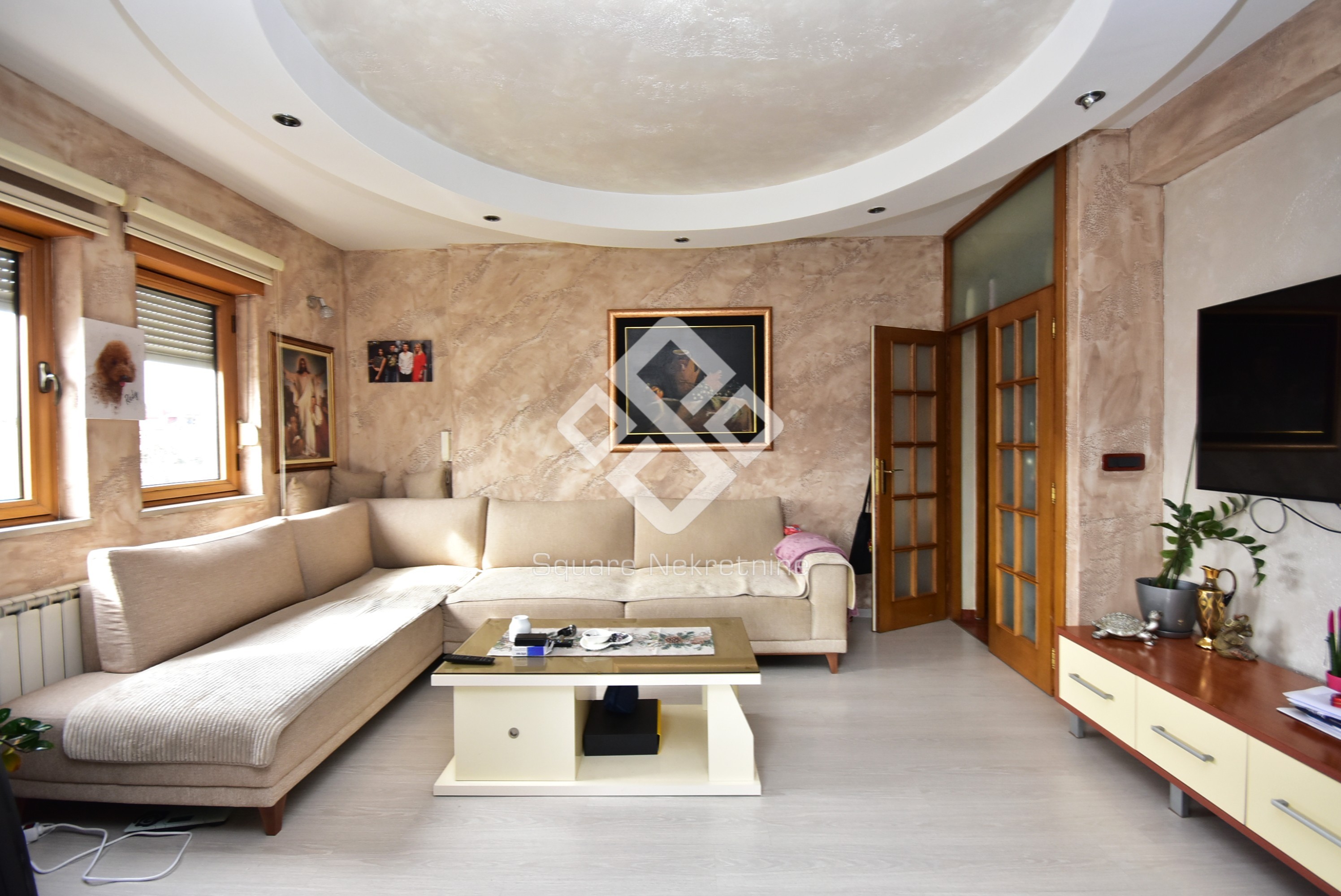 Trosoban stan 112m2, namjesten, Preko Morace