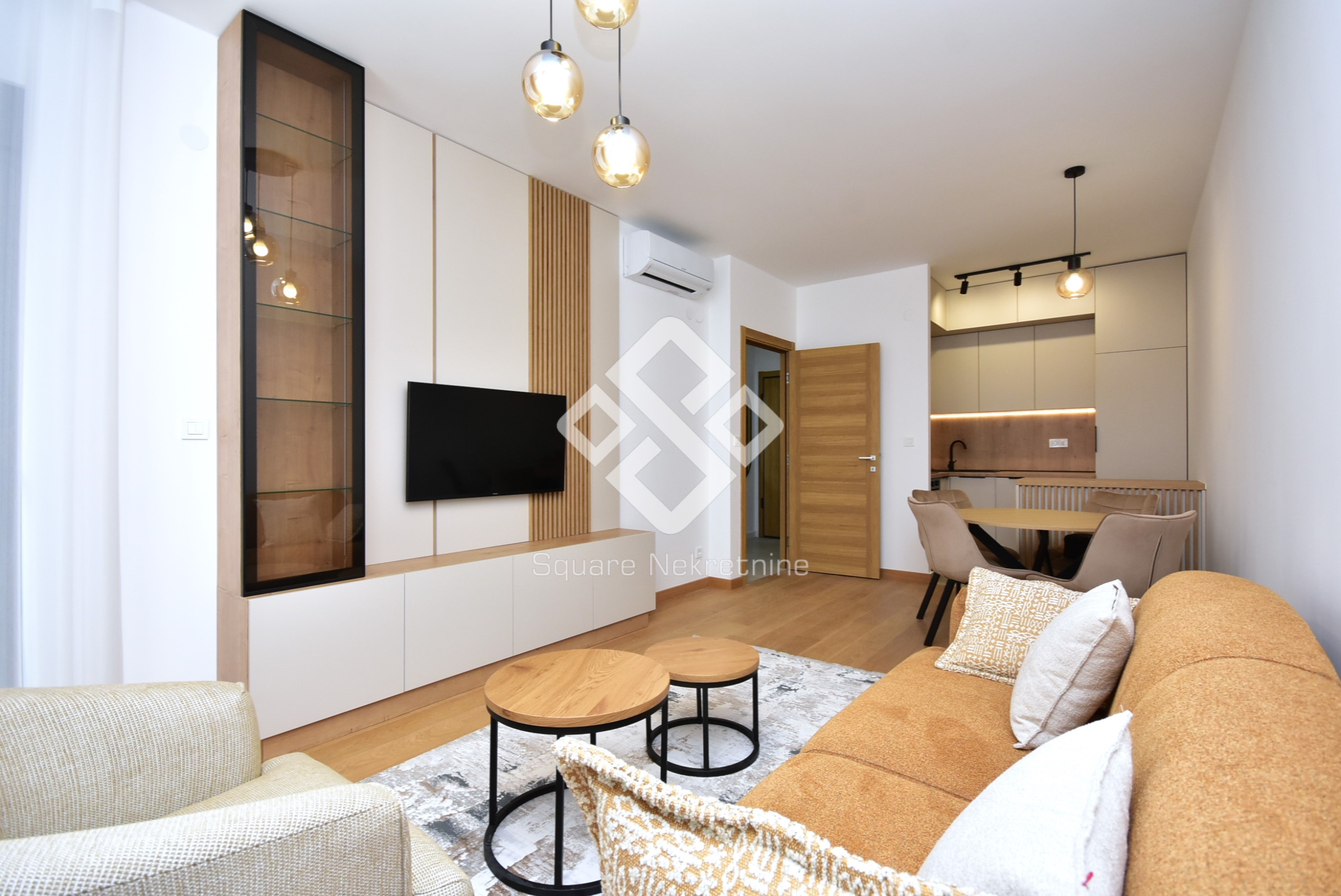 Jednosoban stan 45m2, nov i namjesten+garaza, Premium City