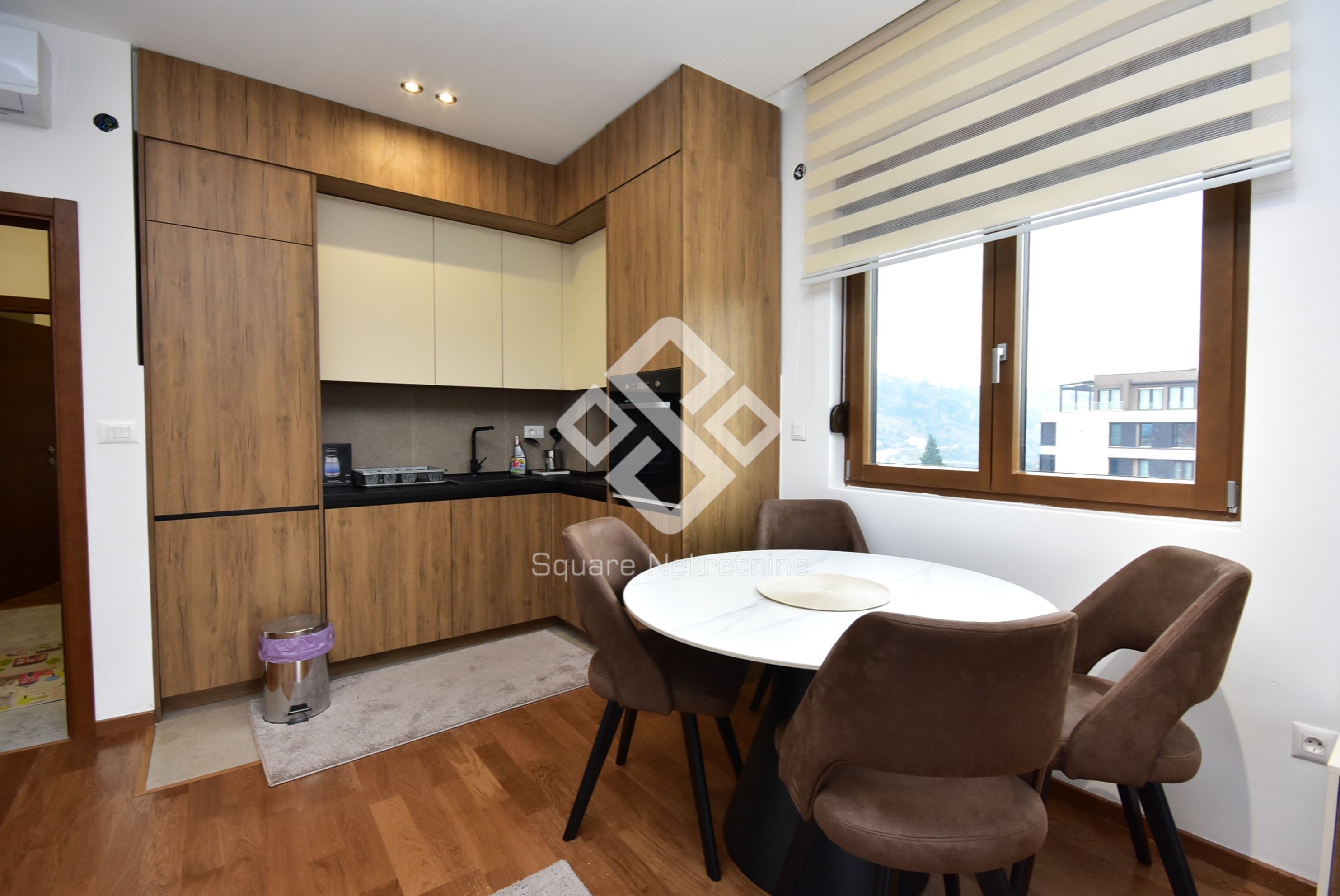 Jednosoban stan 50m2, nov i namjesten, Vezirov Most