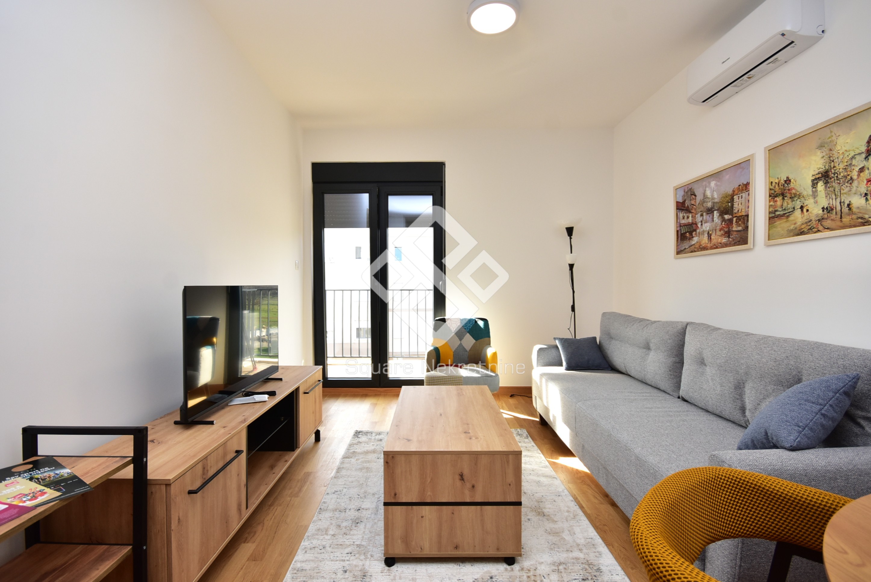 Jednosoban stan 40m2, namjesten+parking, Tolosi