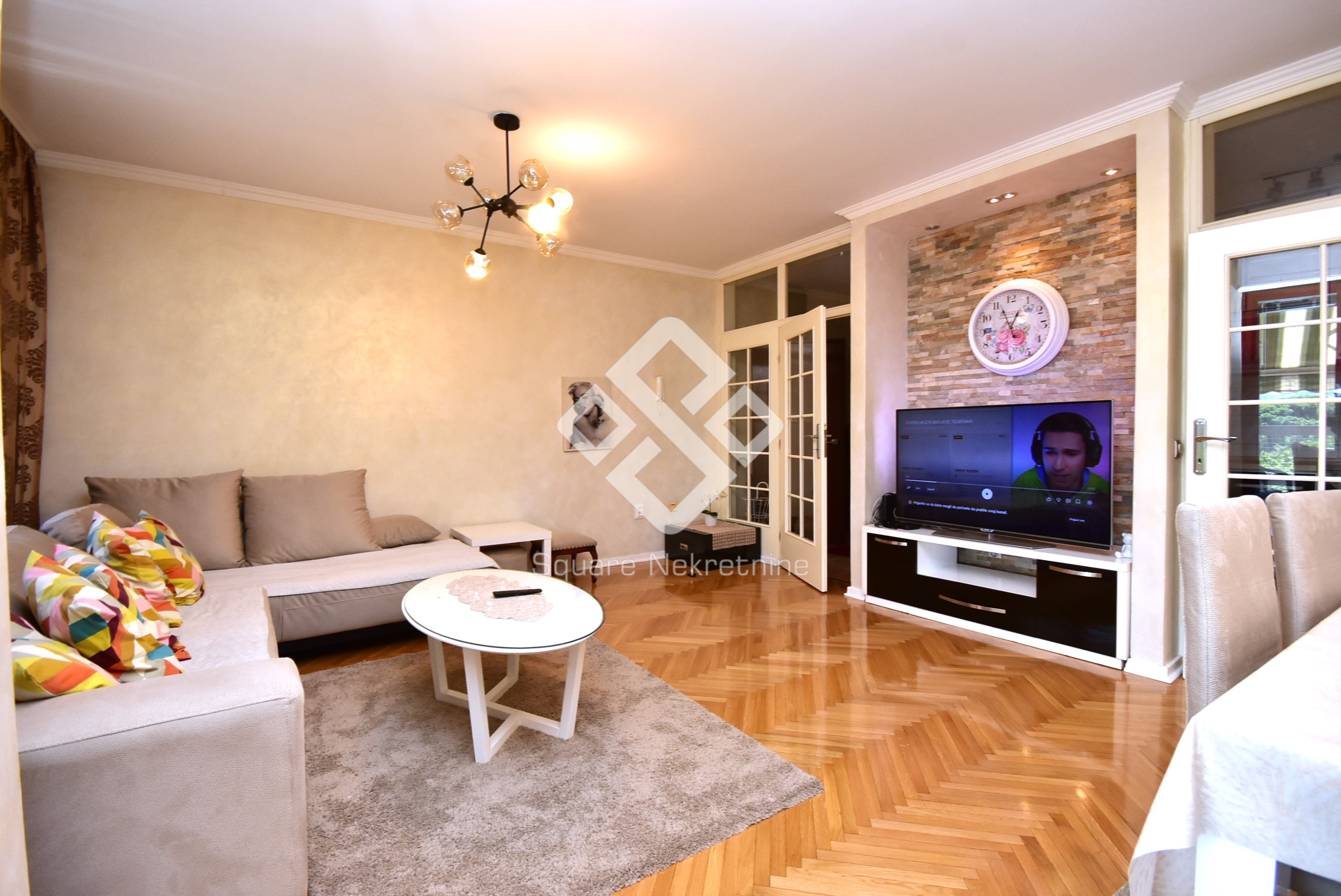 Dvosoban stan 85m2, namjesten, Vektra, Preko Morace