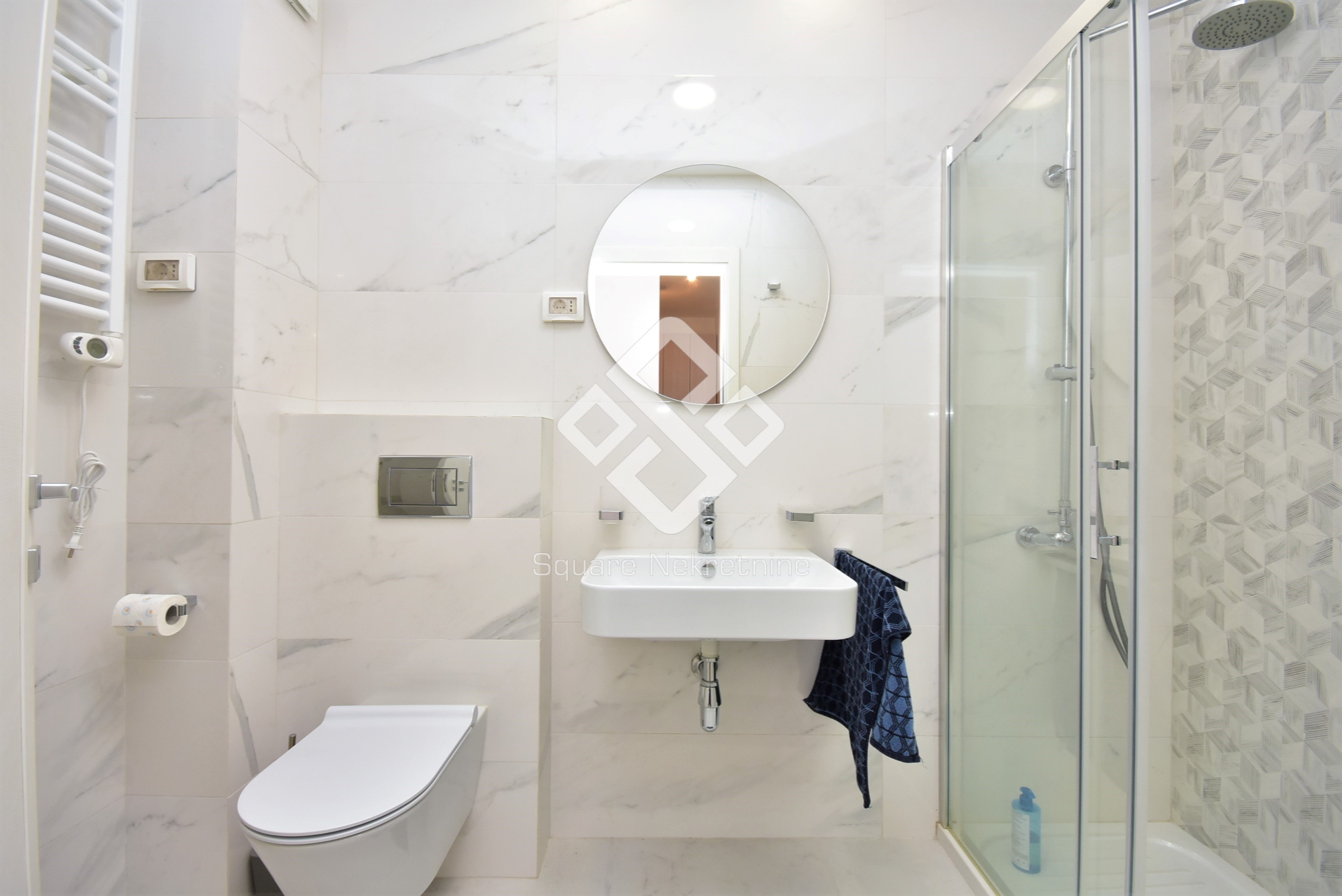 Jednosoban stan 40m2, sa elementima, Central Point