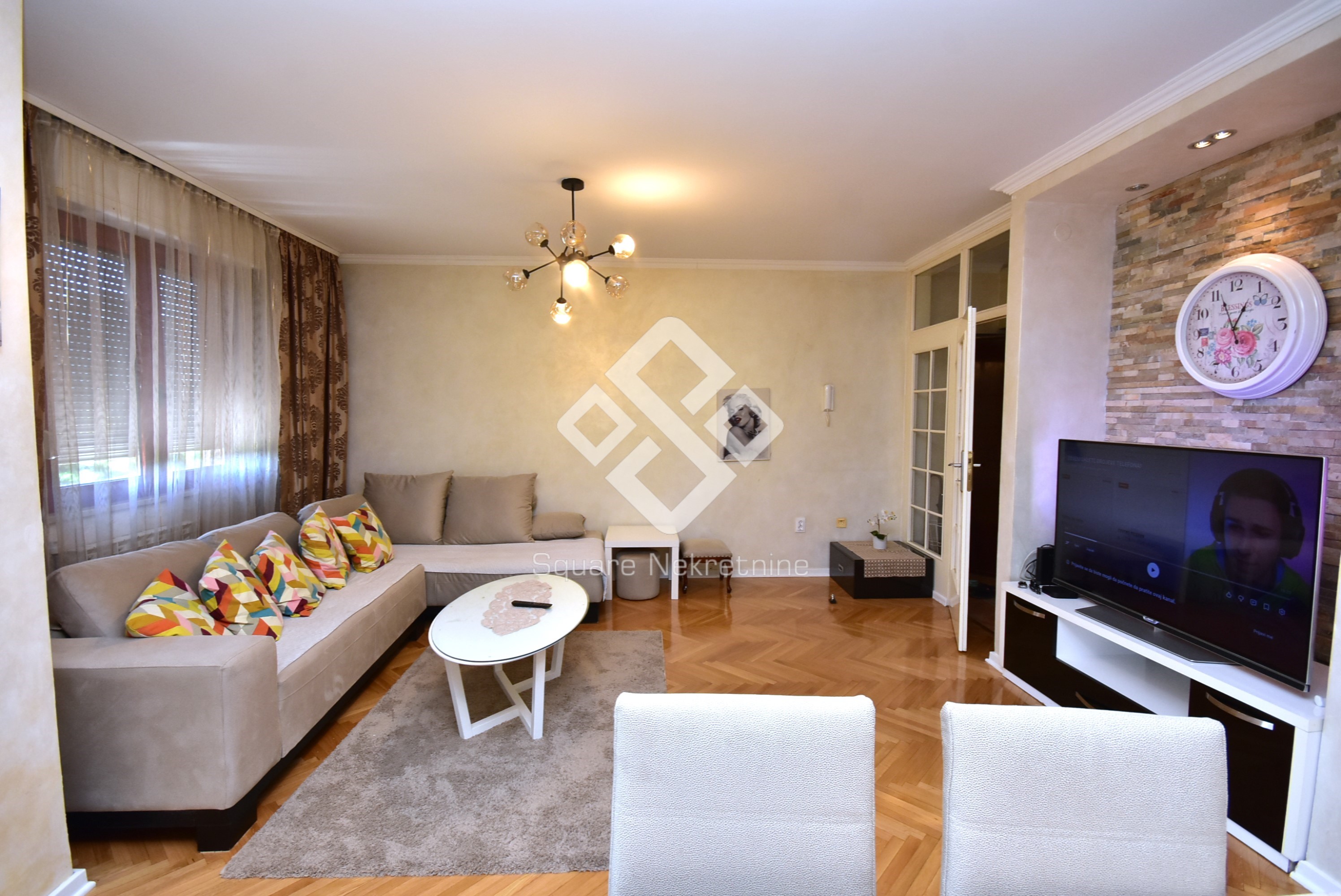 Dvosoban stan 85m2, namjesten, Vektra, Preko Morace