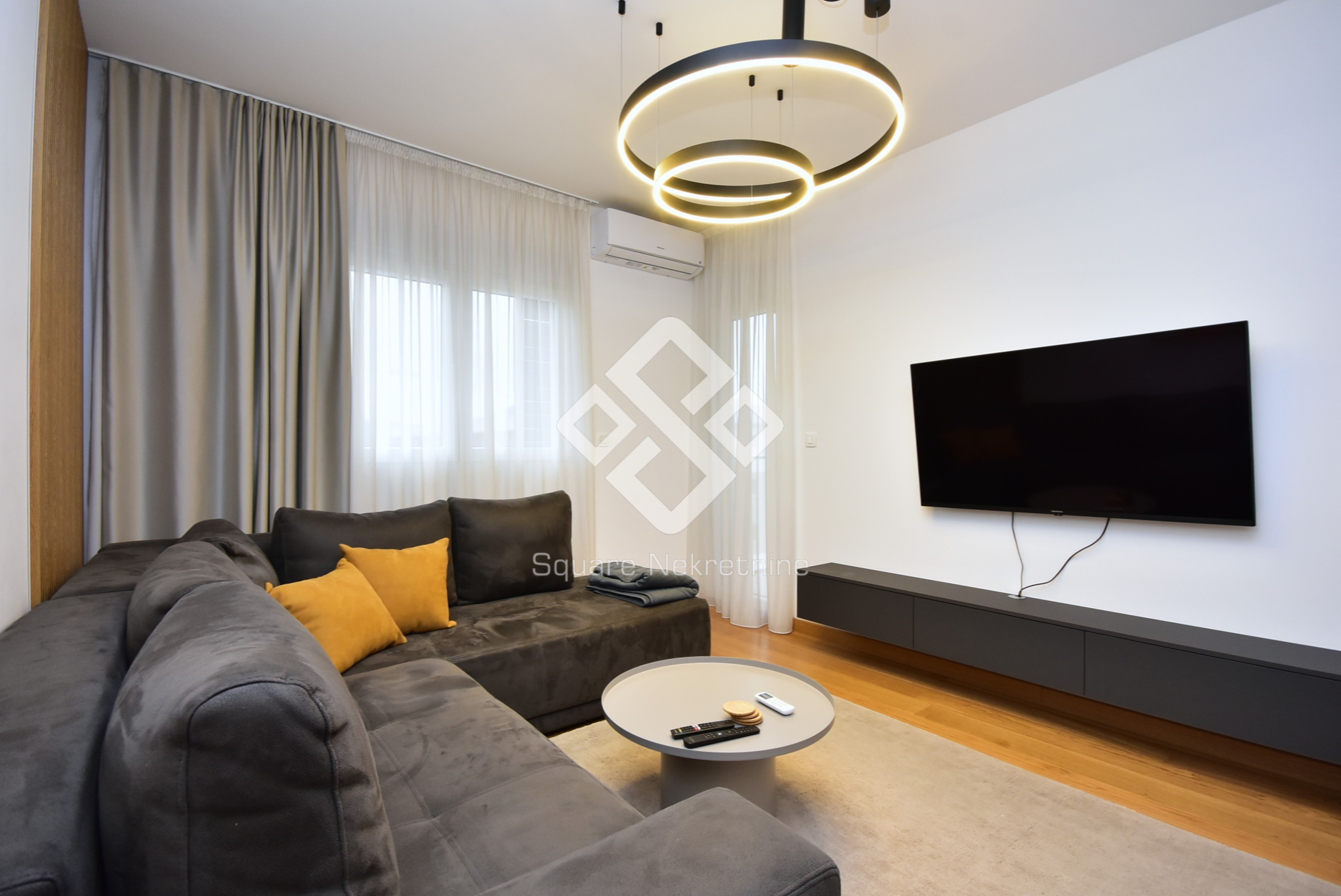 Jednosoban stan 45m2, namjesten, New City