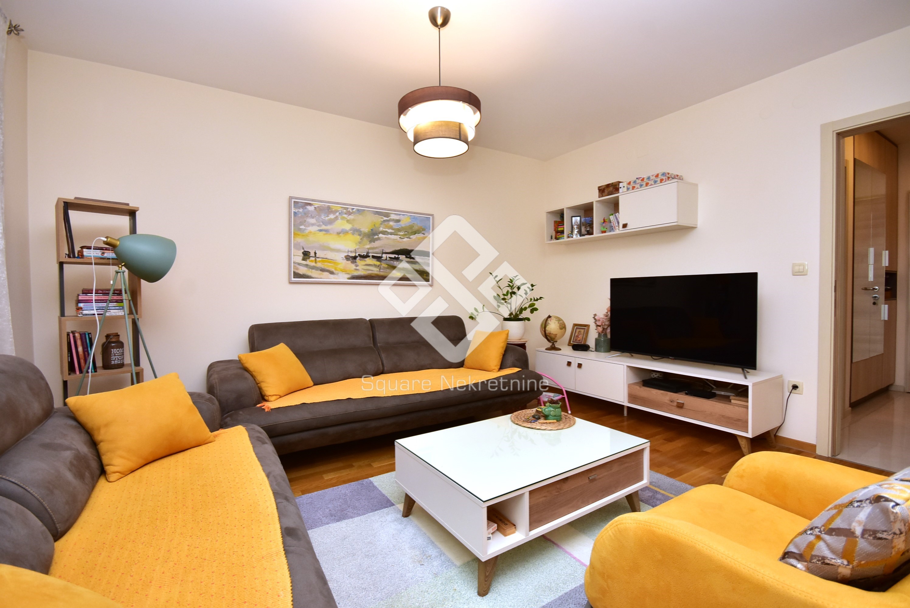 Dvosoban stan 65m2, namjesten, Zetagradnja, Zagoric