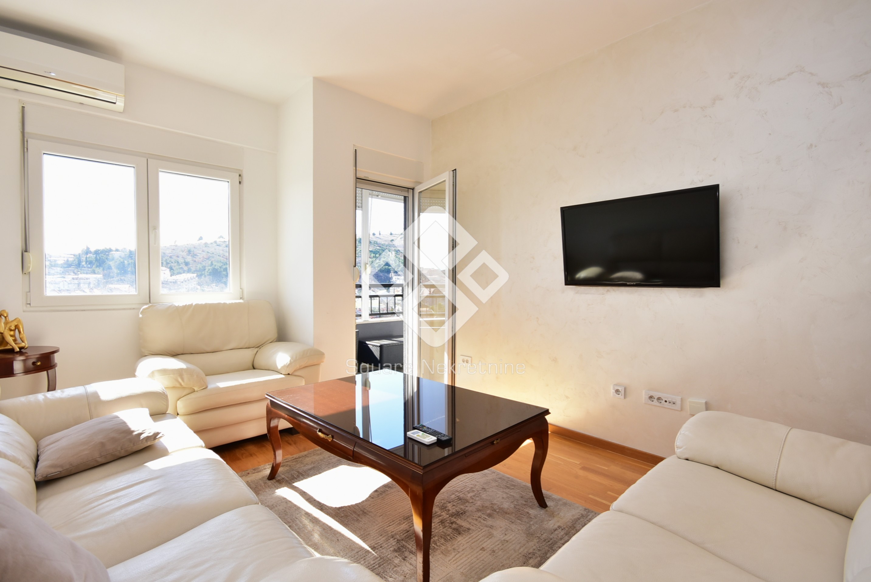 Jednosoban stan 45m2, namjesten+parking, Zabjelo