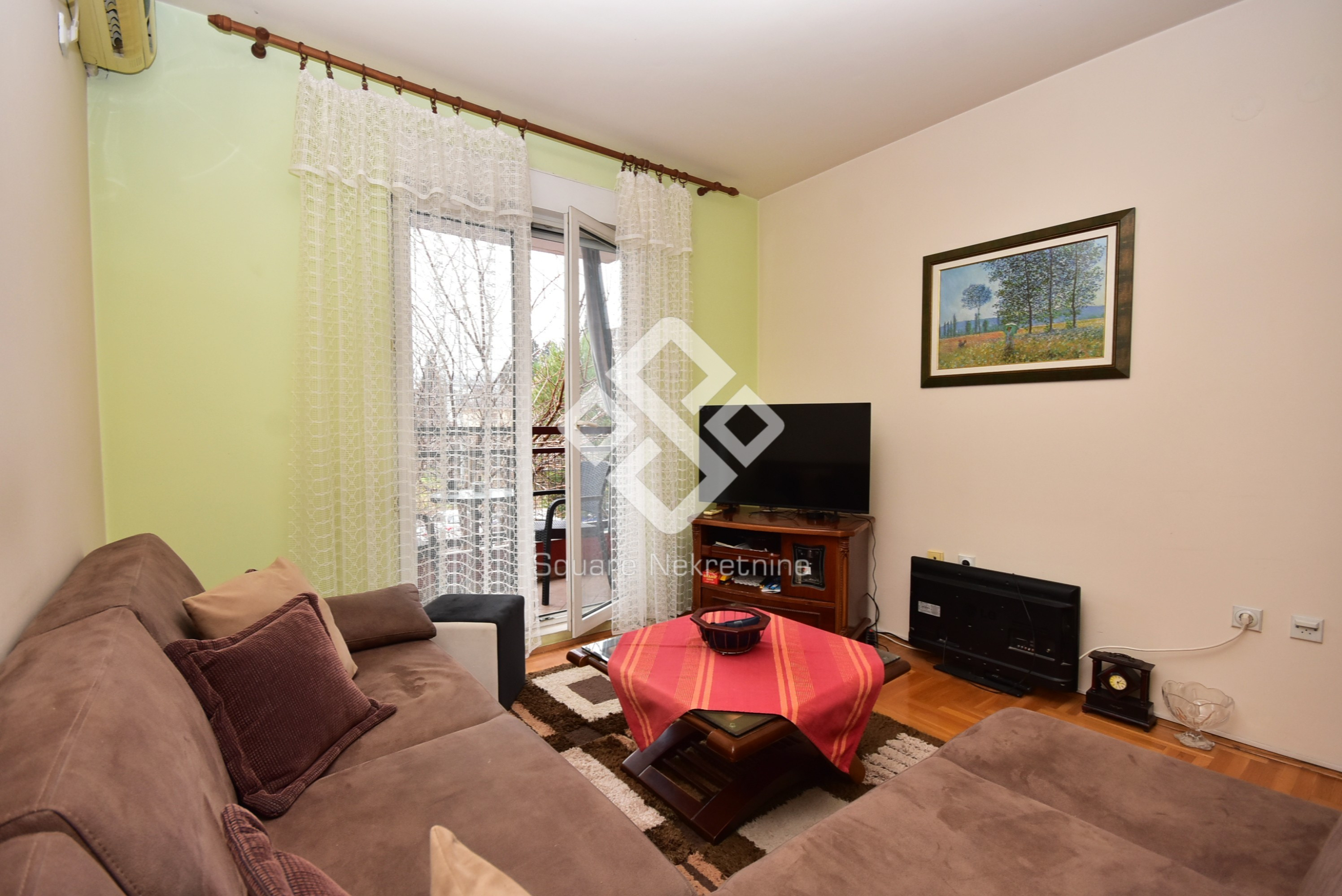 Jednosoban 46m2, prazan, Zabjelo