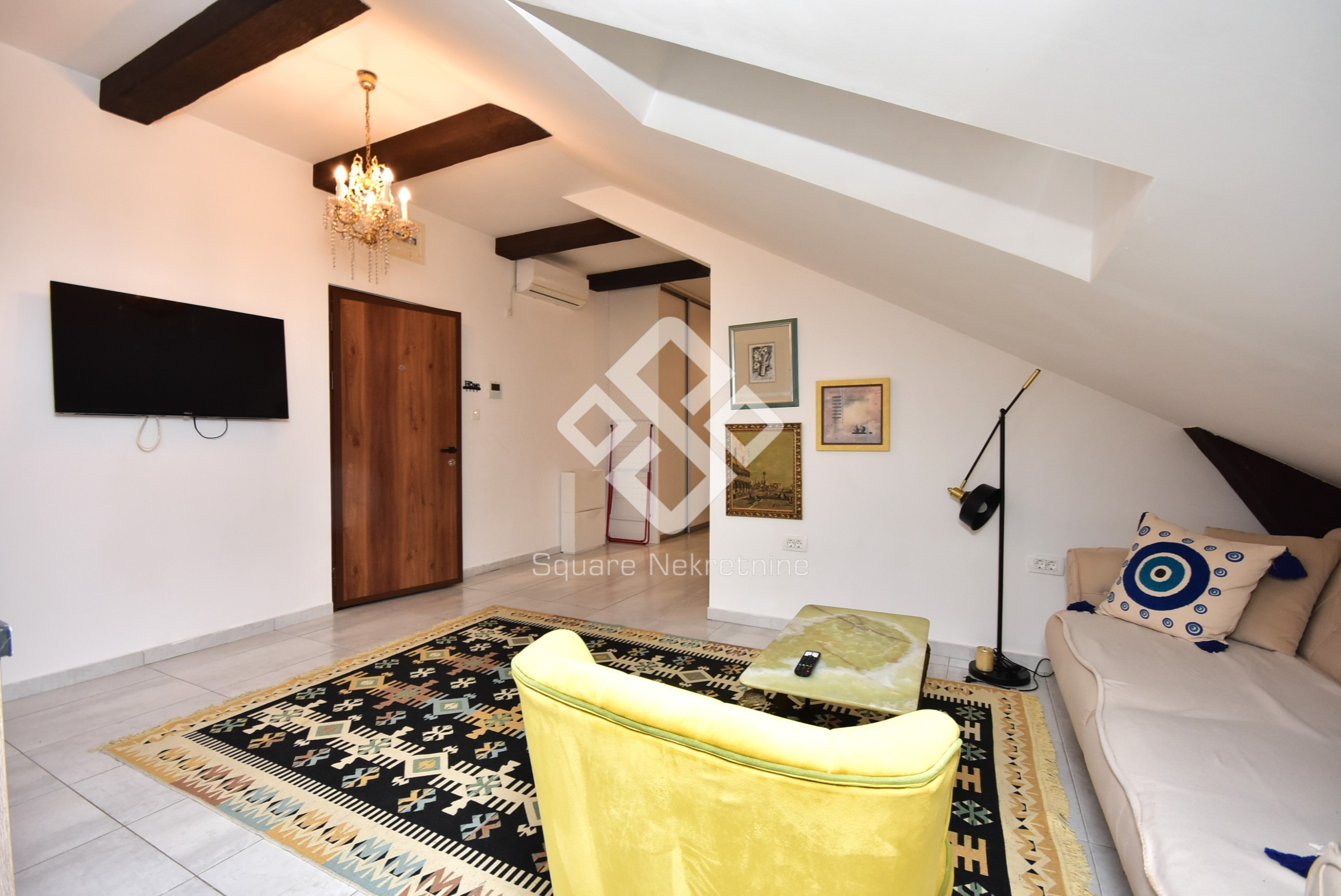 Jednosoban stan 35m2, namjesten + parking, Ljubovic