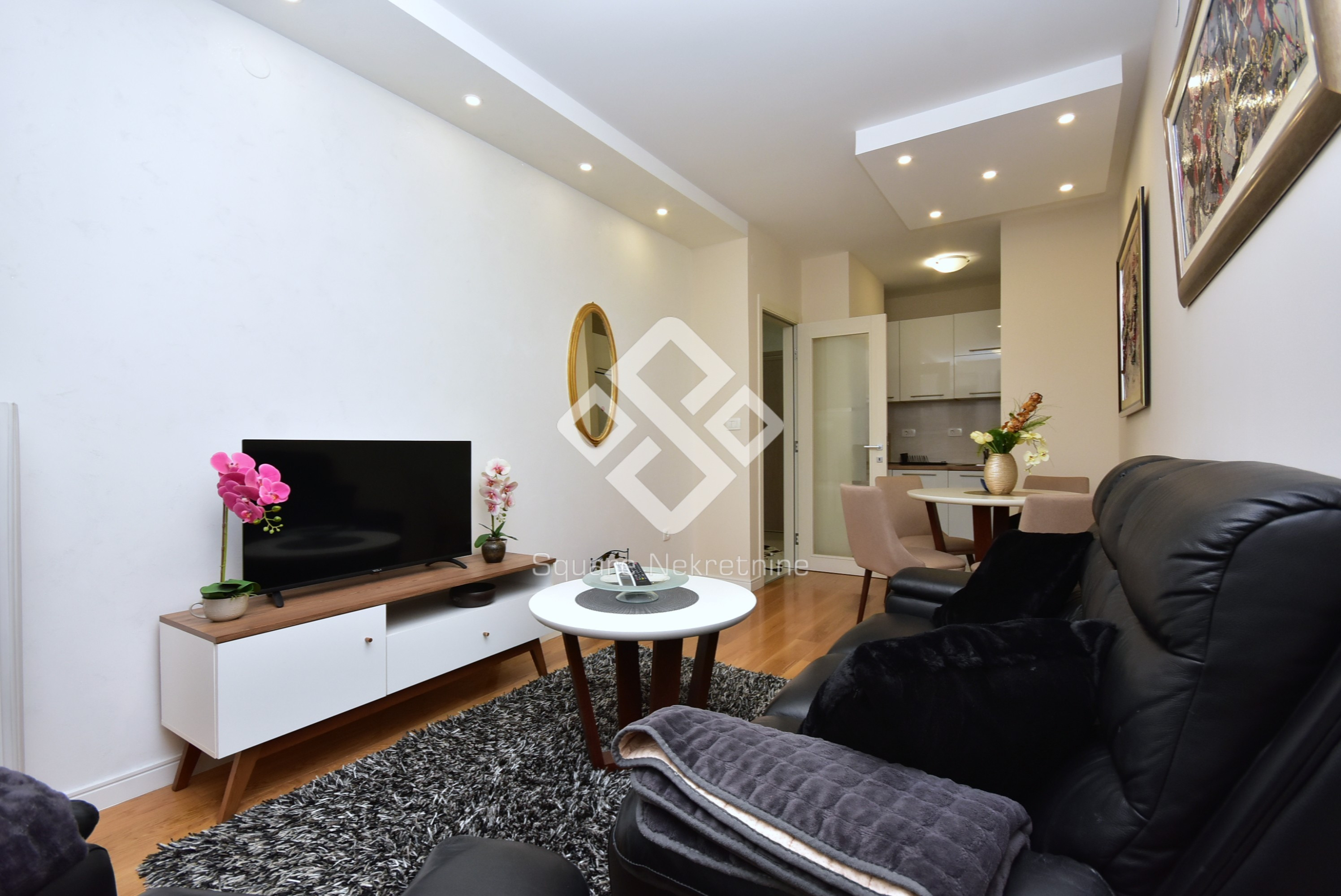 Jednosoban stan 40m2, namjesten, Central Point