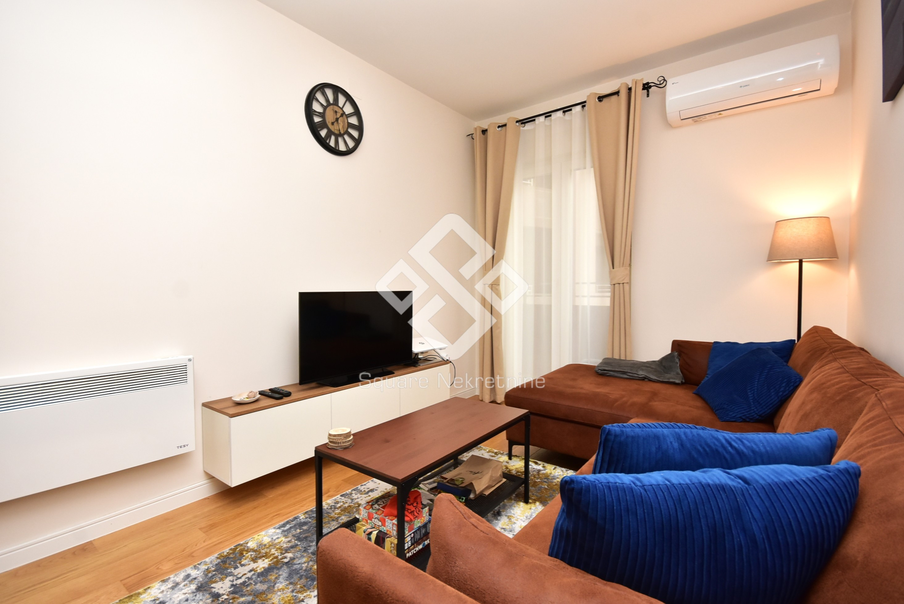 Jednosoban stan 40m2, namjesten, Central Point