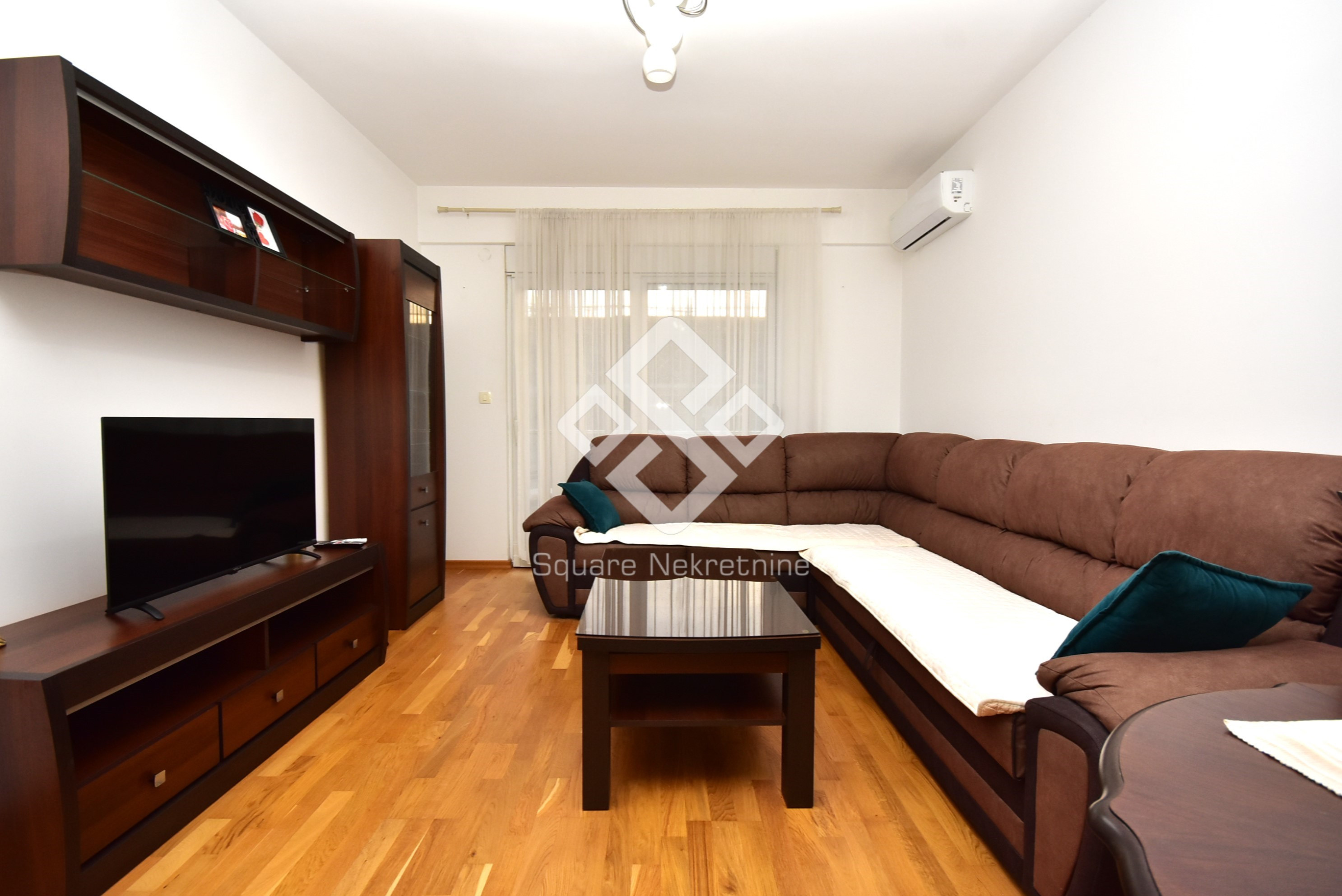 Jednosoban stan 45m2,namjesten+parking, Ljubovic