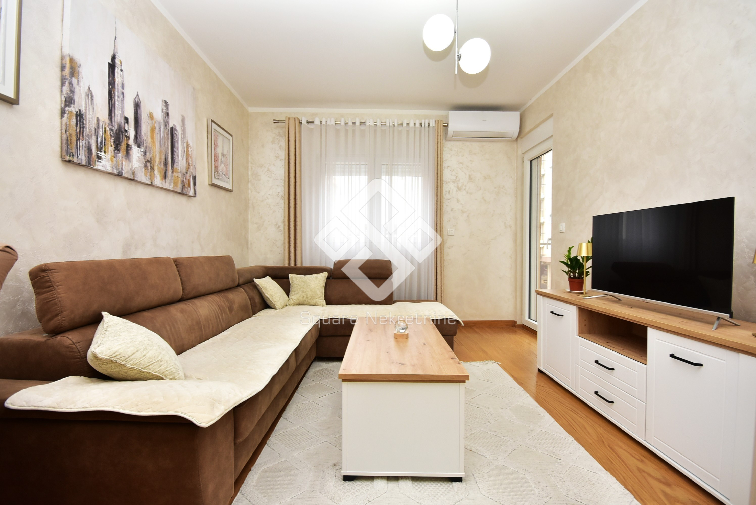 Jednosoban stan 46m2, namjesten, City Kvart