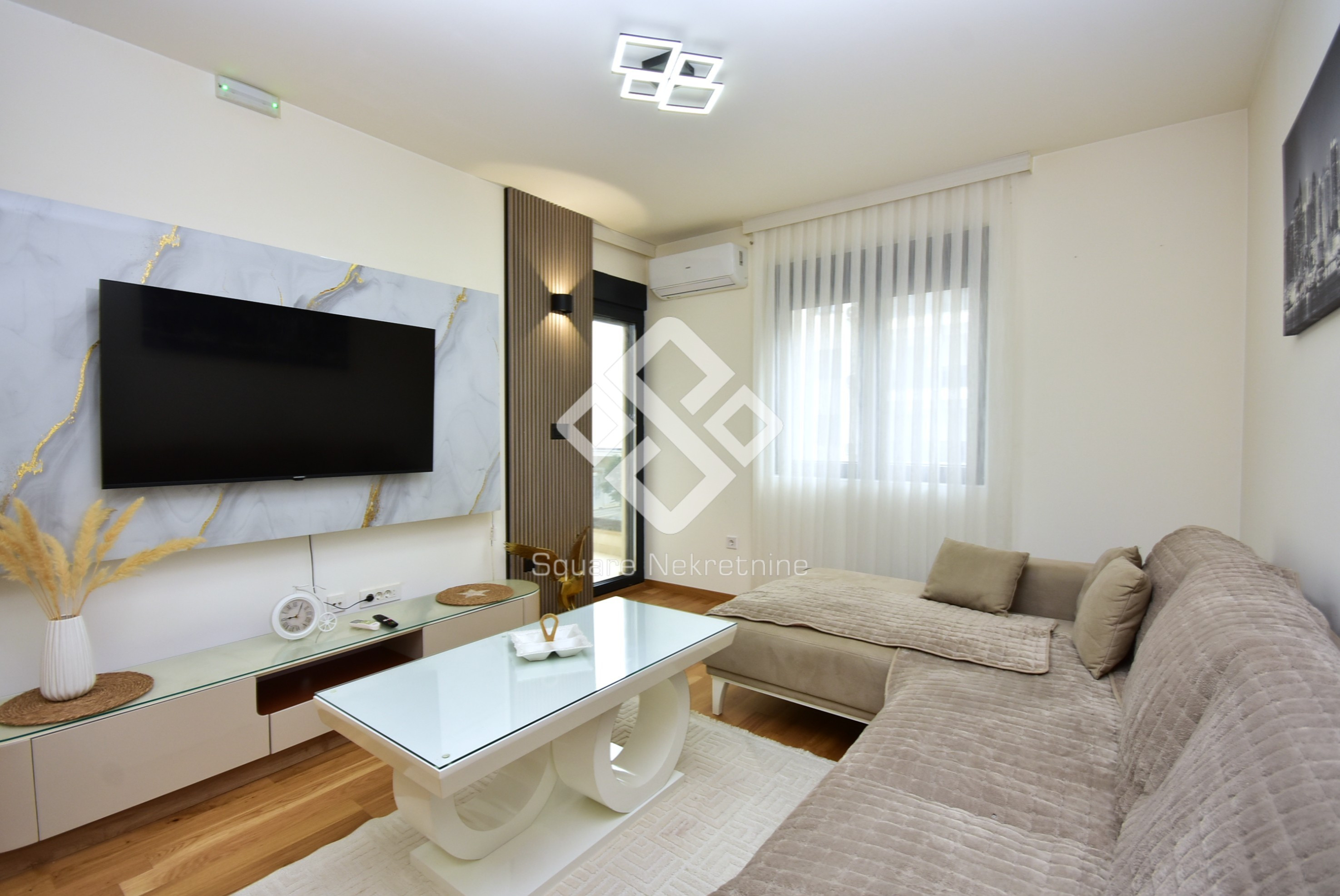 Jednosoban stan 48m2, namjesten, City Kvart